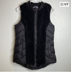Athleta Charcoal Sherpa Puffer Vest